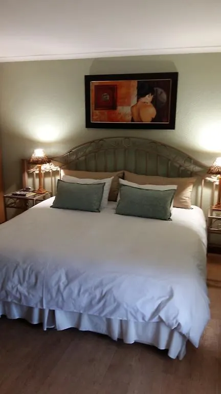 Old Oak Guest House Bellville