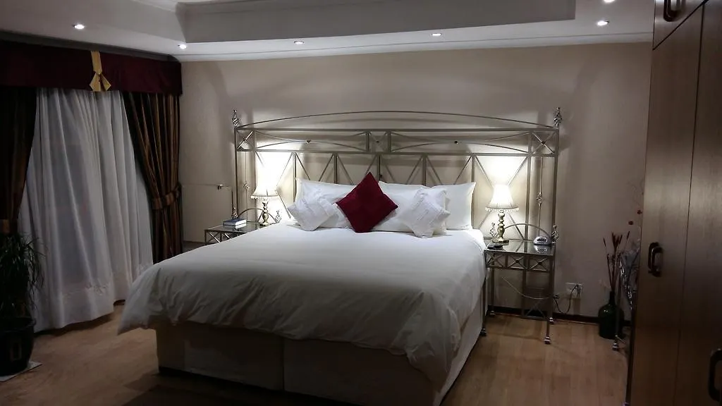 Old Oak Guest House Bellville